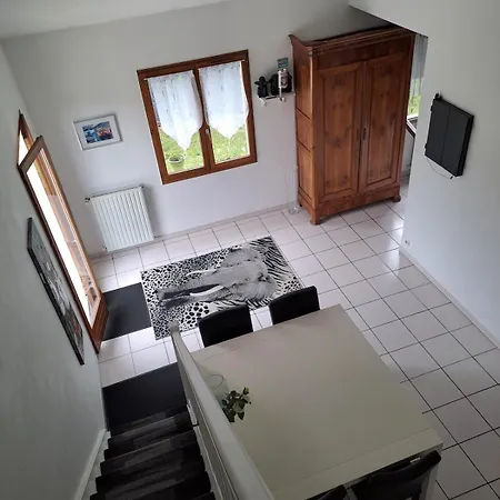 בית נופש Jolie Maison Avec Piscine *