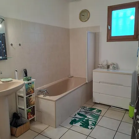 Сasa de vacaciones Jolie Maison Avec Piscine